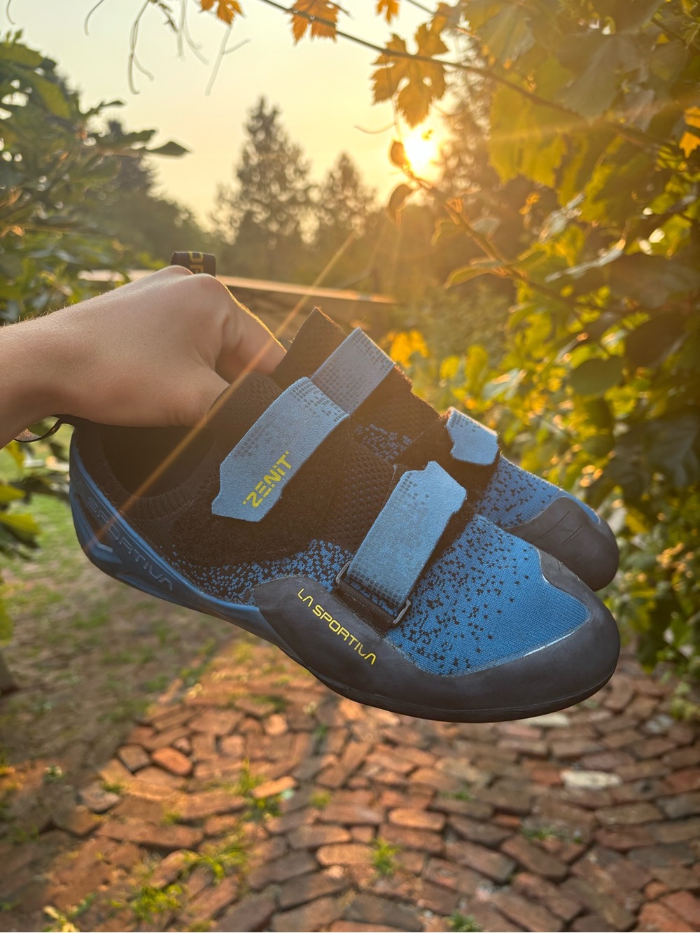 La Sportiva Zenit Women's Blue and Black Climbing Shoes